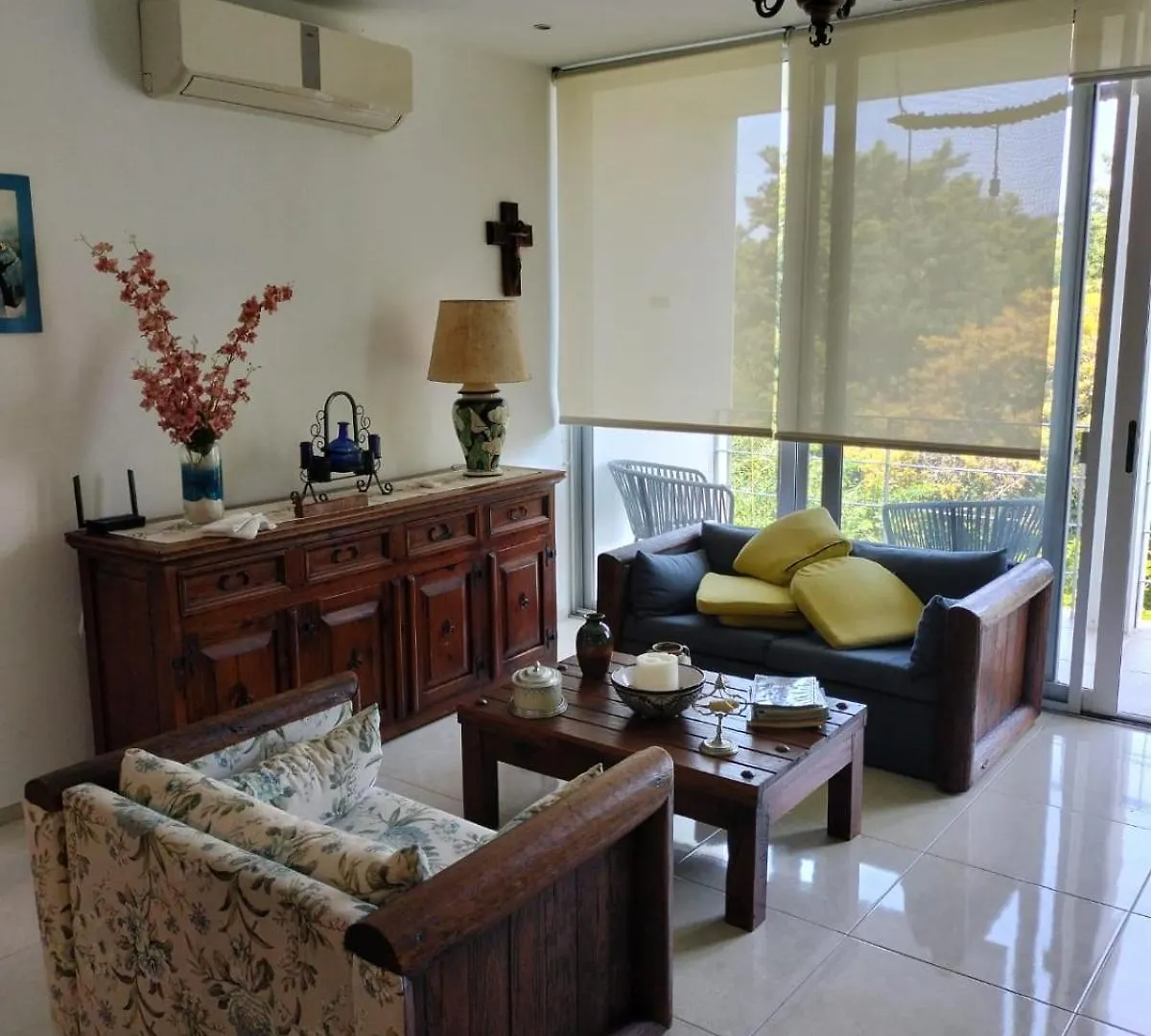 Casa Laak Fabulous Rustic Townhouse Apartment Mérida